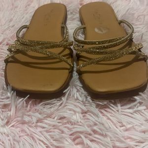Mariella “gold glitter” Sandals size 8